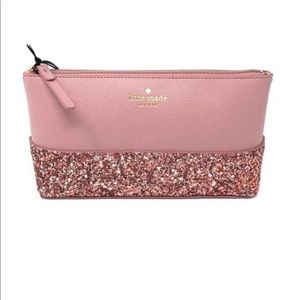 ✨NWT Kate Spade “all that glitters” cosmetic bag in dusty peony.